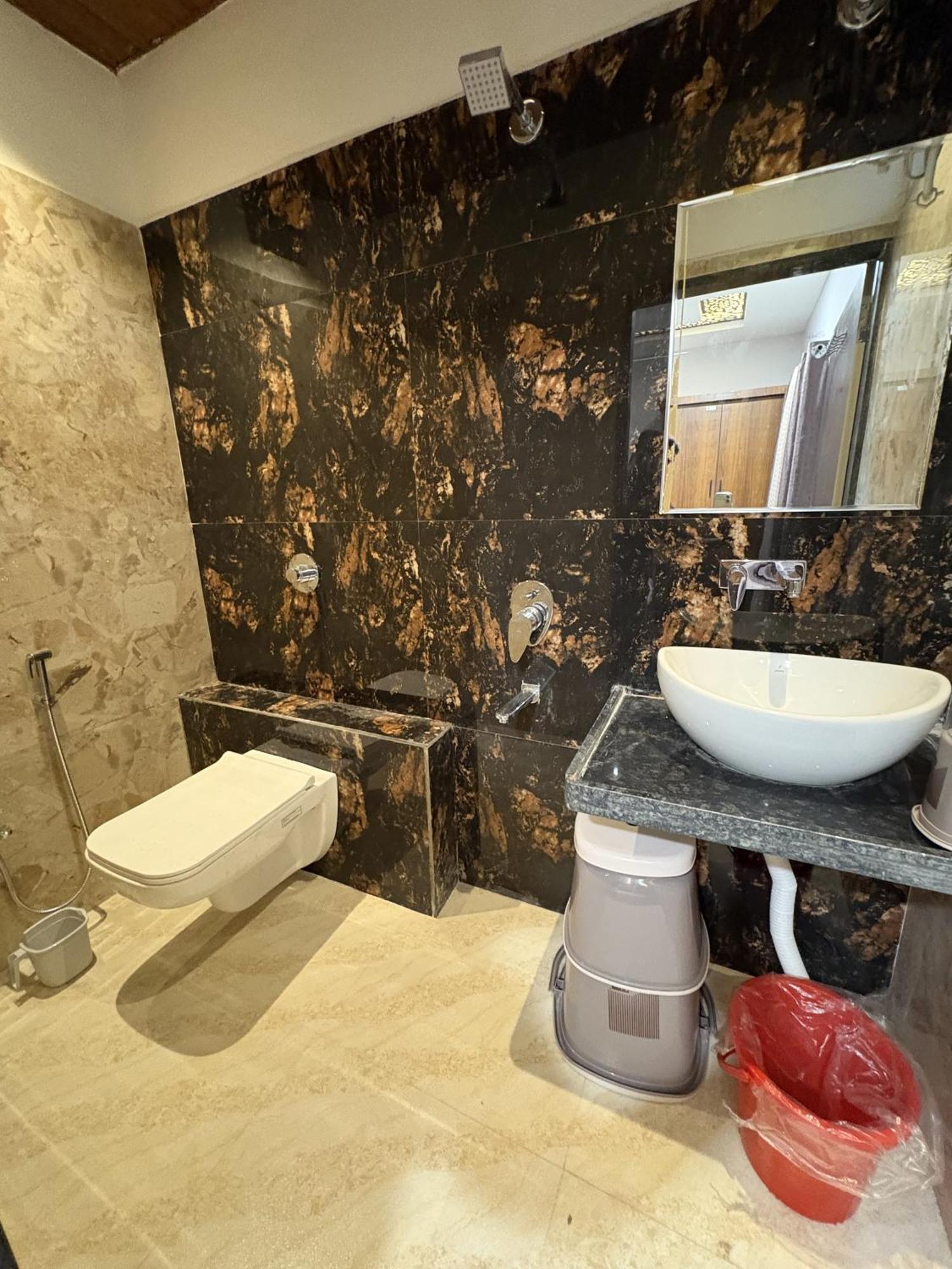Shree Trilokeshwar Guest House Уджайн Екстериор снимка