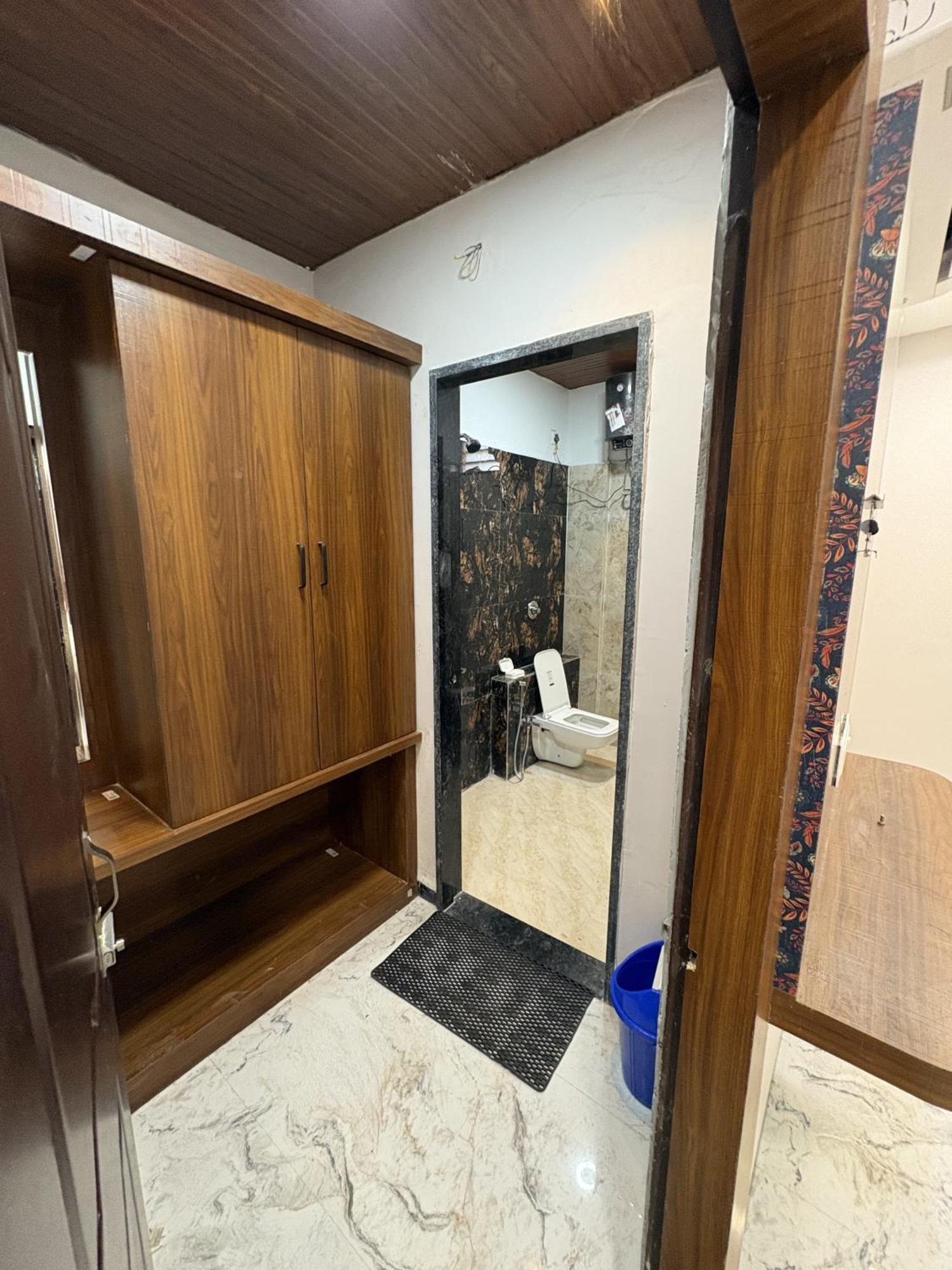Shree Trilokeshwar Guest House Уджайн Екстериор снимка